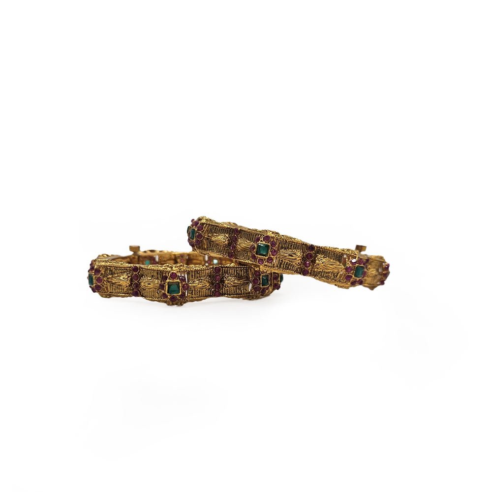 Traditional Gold Gemstone Kada