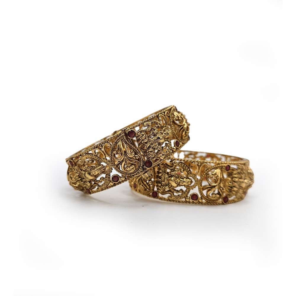 Gold Lakshmi Temple Kada