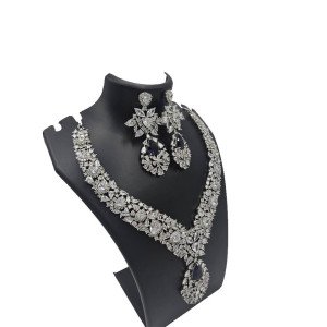 Luxury Crystal Necklace Set with Black Stones - AD